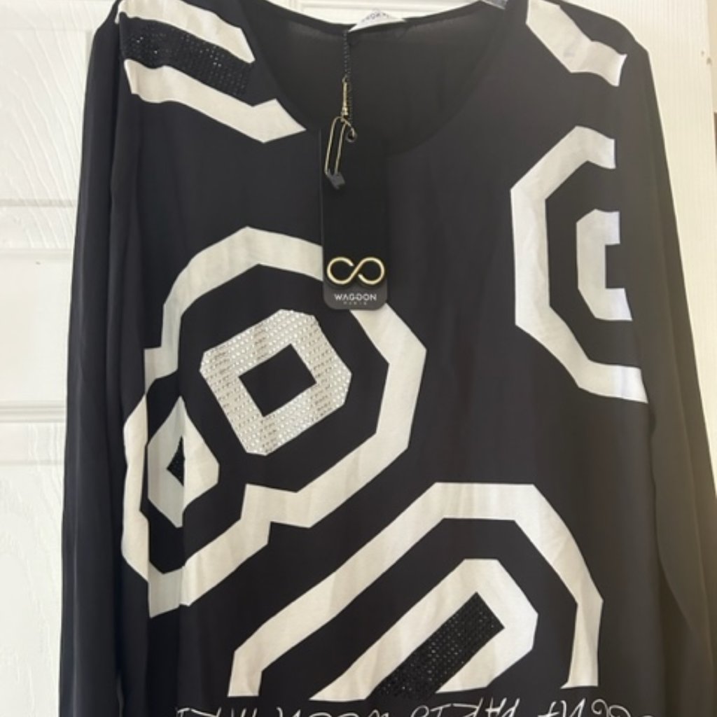 Waggon Paris Elegant Top Brand New